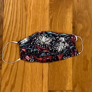NWOT designer-inspired face mask